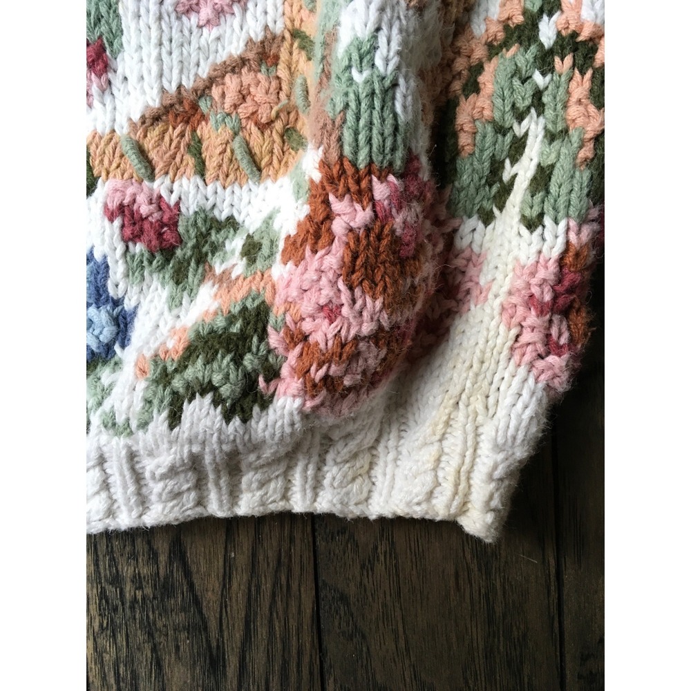 Cristal-Kobe Vintage Floral Tapestry Chunky Knit Sweater Petite Cream Multi 90s - Picture 6 of 14